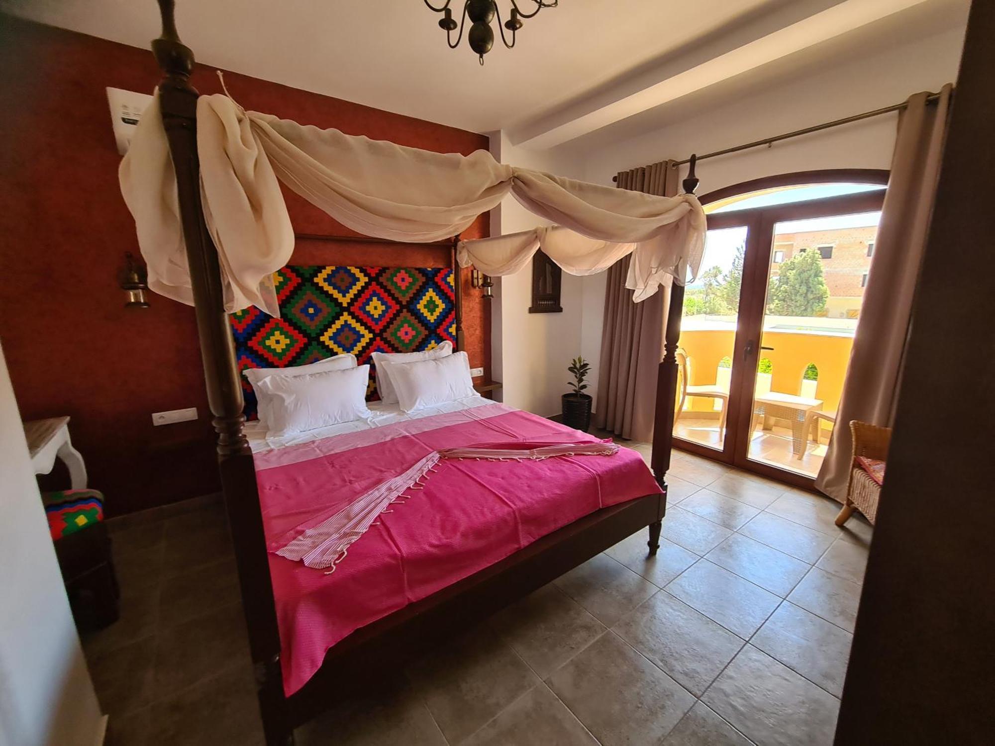 Mahdia - Baghdadi - Laourient Apartments, Restaurant, Cafe ห้อง รูปภาพ